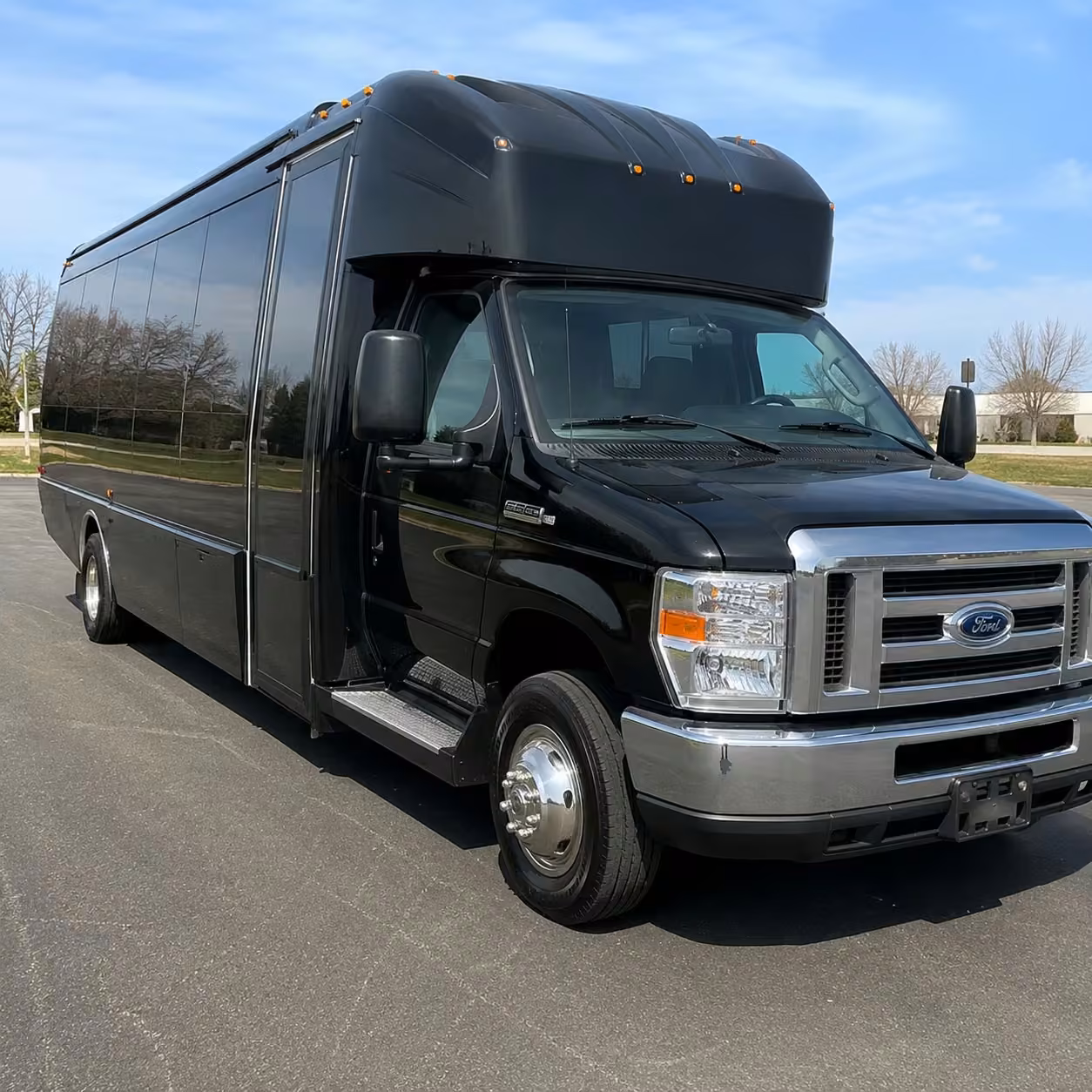 18 passenger party bus